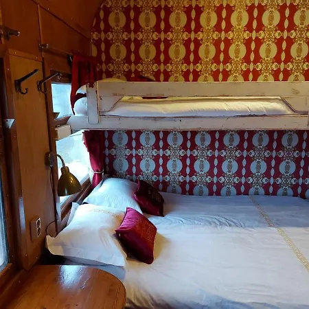Junamajoitus Train Station Gasthuis 3*