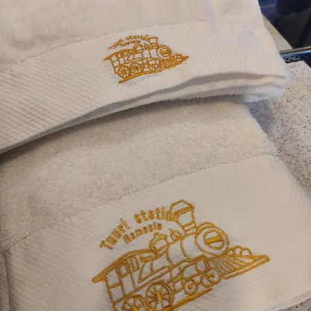 Junamajoitus Train Station Πανσιόν Tuuri