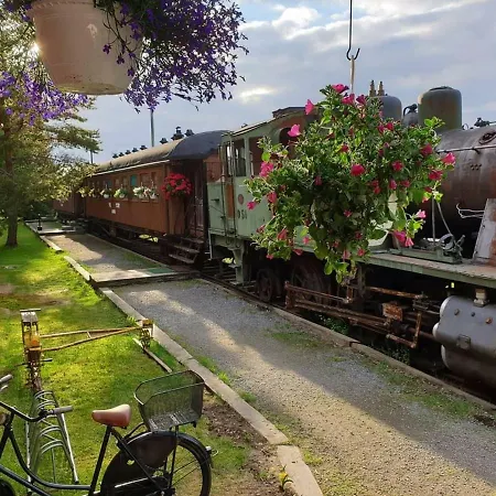 Vendégház Junamajoitus Train Station Tuuri